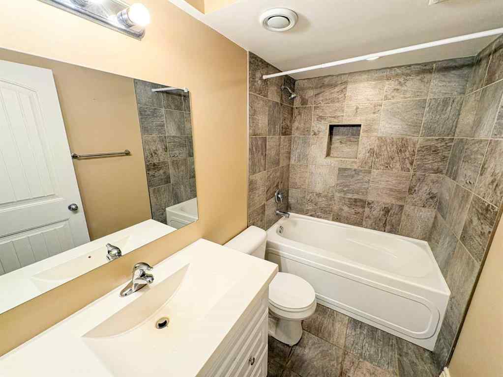 MLS® A2259031 - 10201 86 Street  in Crystal Landing Grande Prairie, Residential