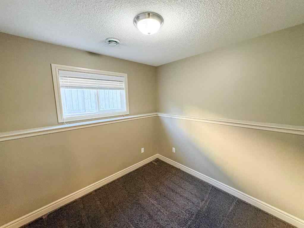 MLS® A2259031 - 10201 86 Street  in Crystal Landing Grande Prairie, Residential