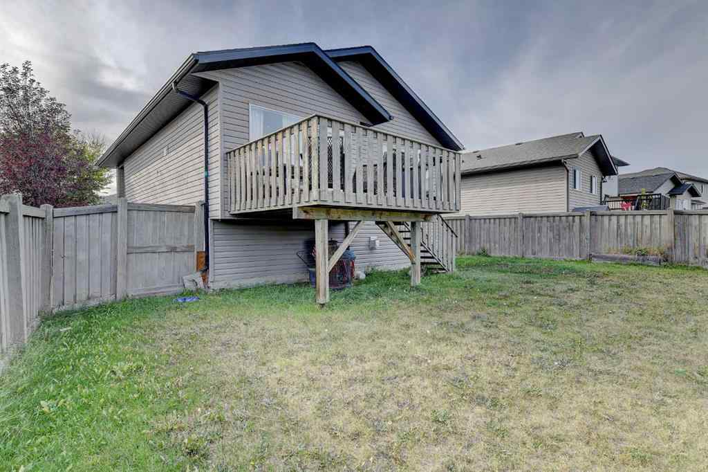 MLS® A2259031 - 10201 86 Street  in Crystal Landing Grande Prairie, Residential