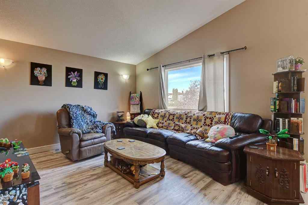 MLS® A2259031 - 10201 86 Street  in Crystal Landing Grande Prairie, Residential