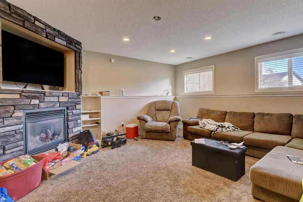MLS® A2259031 - 10201 86 Street  in Crystal Landing Grande Prairie, Residential