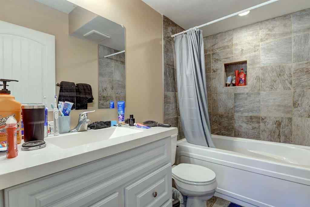 MLS® A2259031 - 10201 86 Street  in Crystal Landing Grande Prairie, Residential