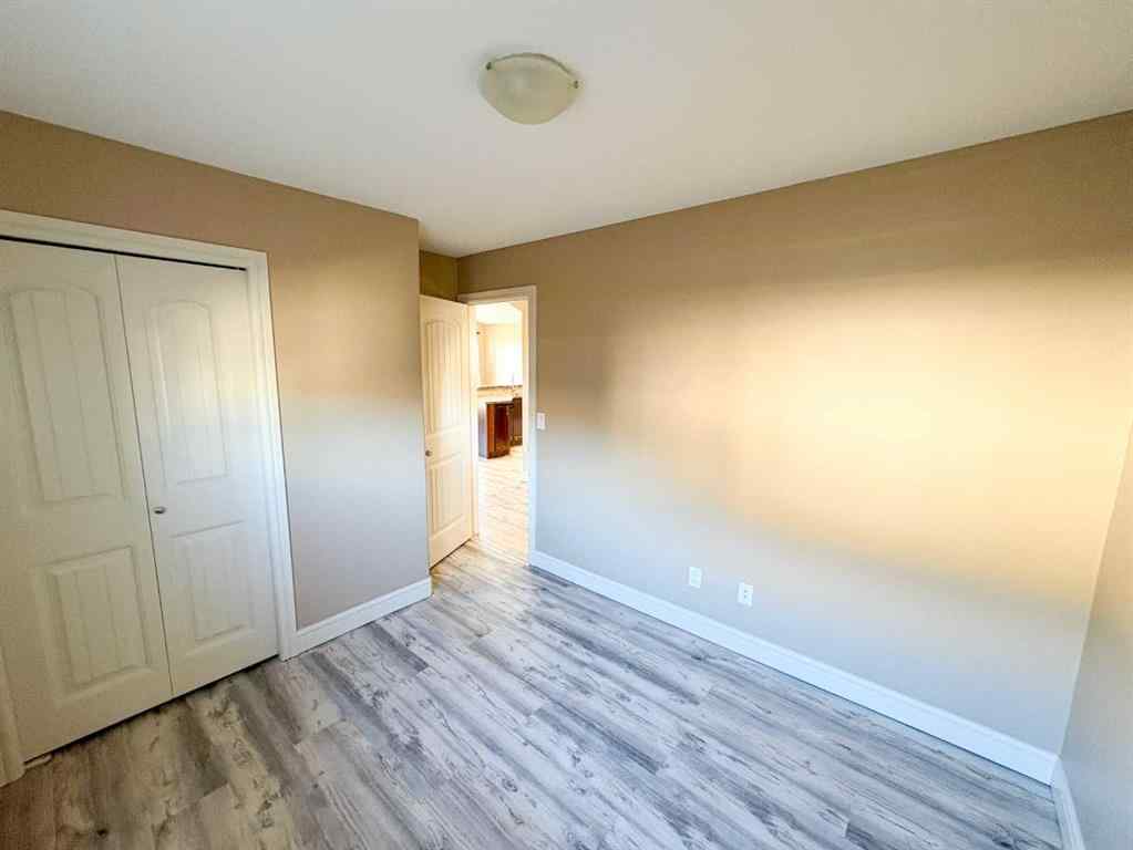 MLS® A2259031 - 10201 86 Street  in Crystal Landing Grande Prairie, Residential