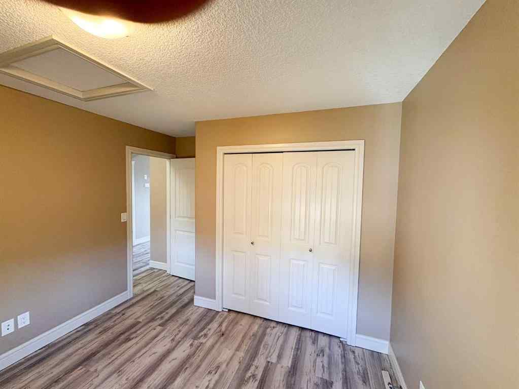 MLS® A2259031 - 10201 86 Street  in Crystal Landing Grande Prairie, Residential