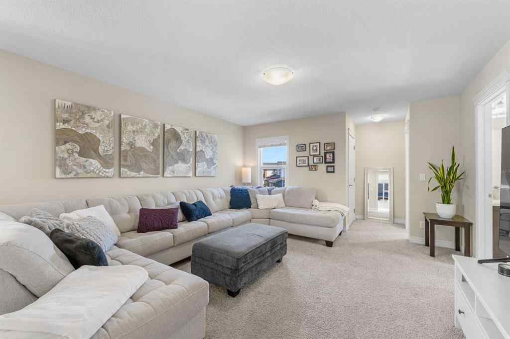 MLS® A2259032 - 231 Evansglen Circle NW in Evanston Calgary, Residential