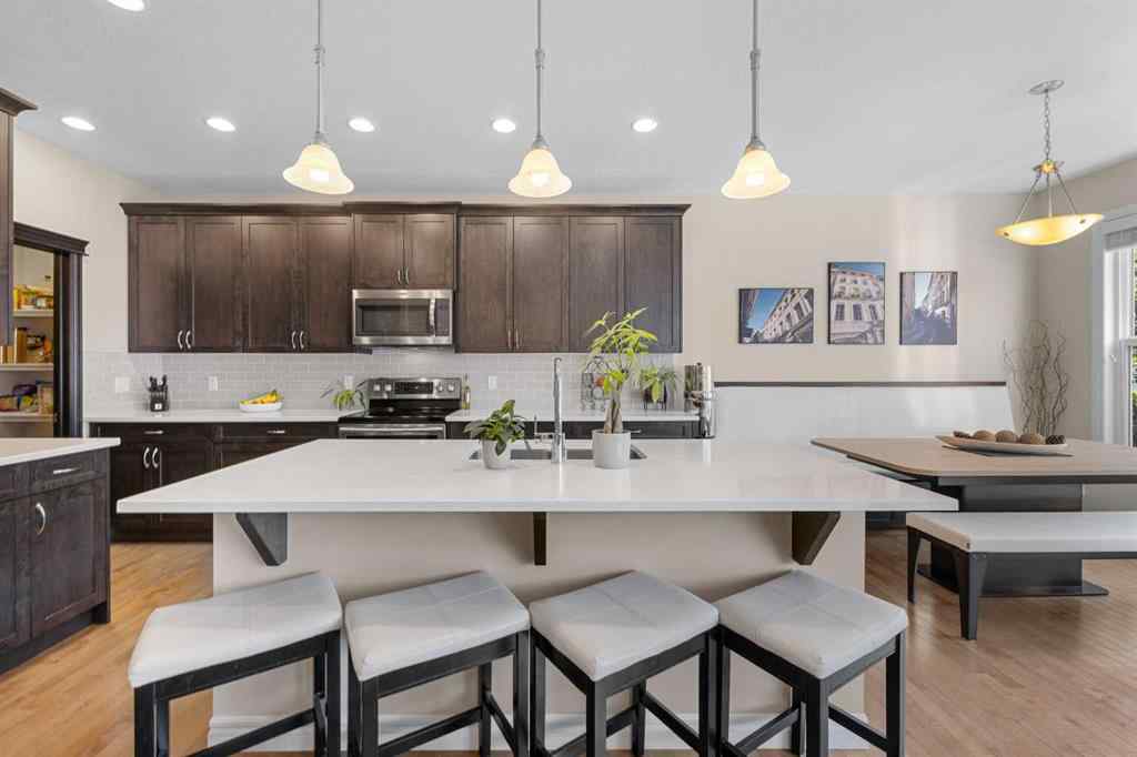 MLS® A2259032 - 231 Evansglen Circle NW in Evanston Calgary, Residential