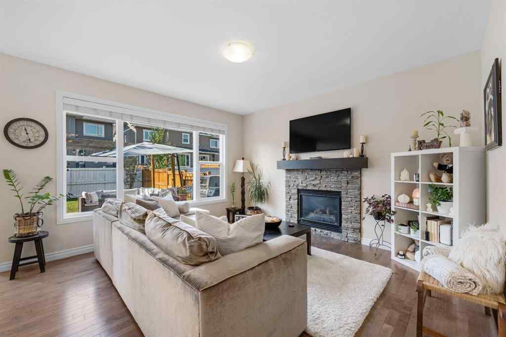 MLS® A2259032 - 231 Evansglen Circle NW in Evanston Calgary, Residential