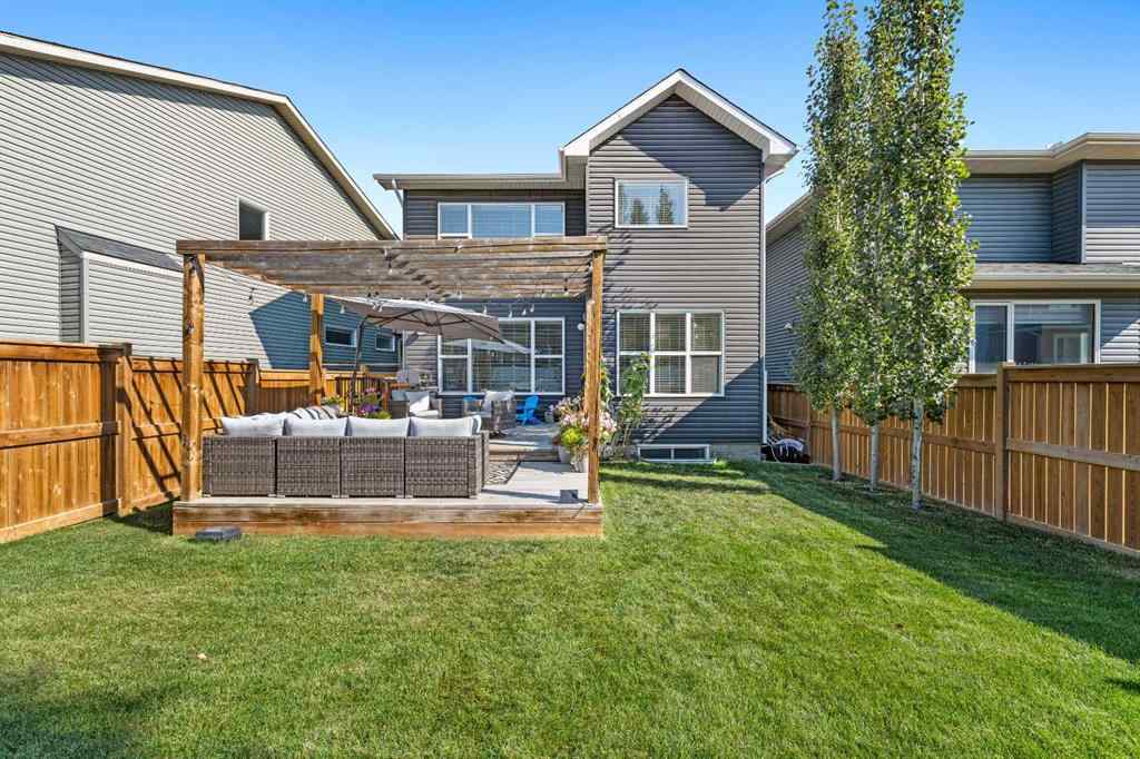 MLS® A2259032 - 231 Evansglen Circle NW in Evanston Calgary, Residential