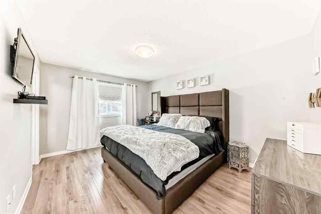 MLS® A2259034 - 352 Auburn Crest Way SE in Auburn Bay Calgary, Residential