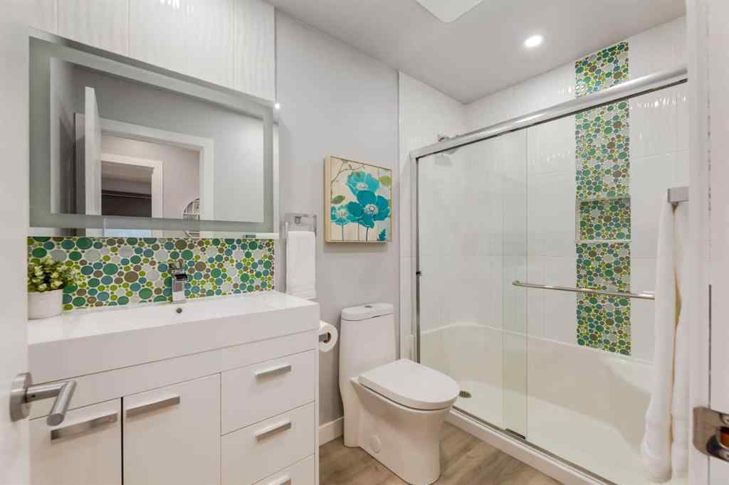 MLS® A2259037 - 31 Silverstone Bay NW in Silver Springs Calgary, Residential
