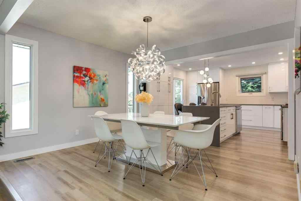 MLS® A2259037 - 31 Silverstone Bay NW in Silver Springs Calgary, Residential