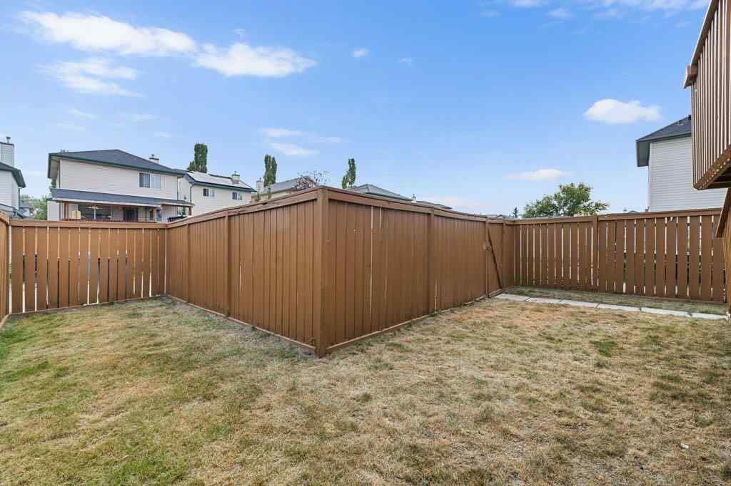 MLS® A2259038 - 74 Anaheim Circle NE in Monterey Park Calgary, Residential