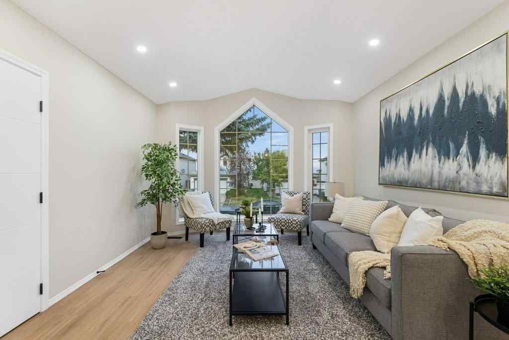 MLS® A2259038 - 74 Anaheim Circle NE in Monterey Park Calgary, Residential