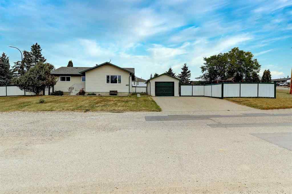 MLS® A2259043 - 11304 108 Avenue  in NONE Fairview, Residential