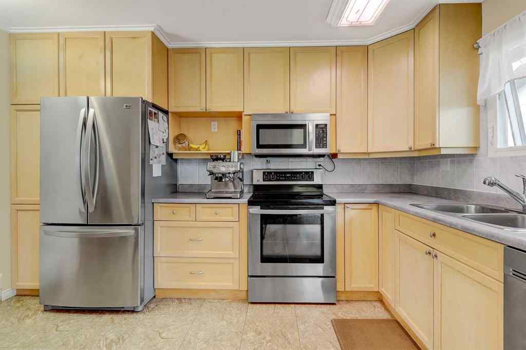 MLS® A2259043 - 11304 108 Avenue  in NONE Fairview, Residential