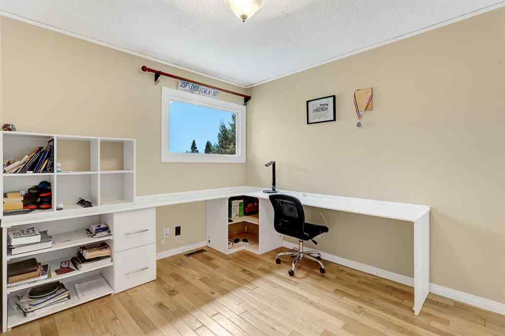 MLS® A2259043 - 11304 108 Avenue  in NONE Fairview, Residential