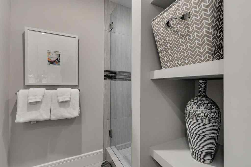 MLS® A2259046 - 506 54 Avenue SW in Windsor Park Calgary, Residential