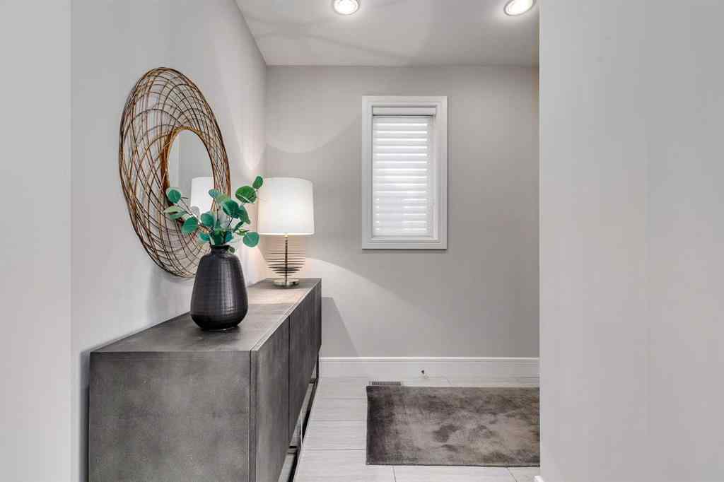 MLS® A2259046 - 506 54 Avenue SW in Windsor Park Calgary, Residential