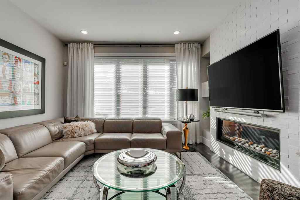 MLS® A2259046 - 506 54 Avenue SW in Windsor Park Calgary, Residential