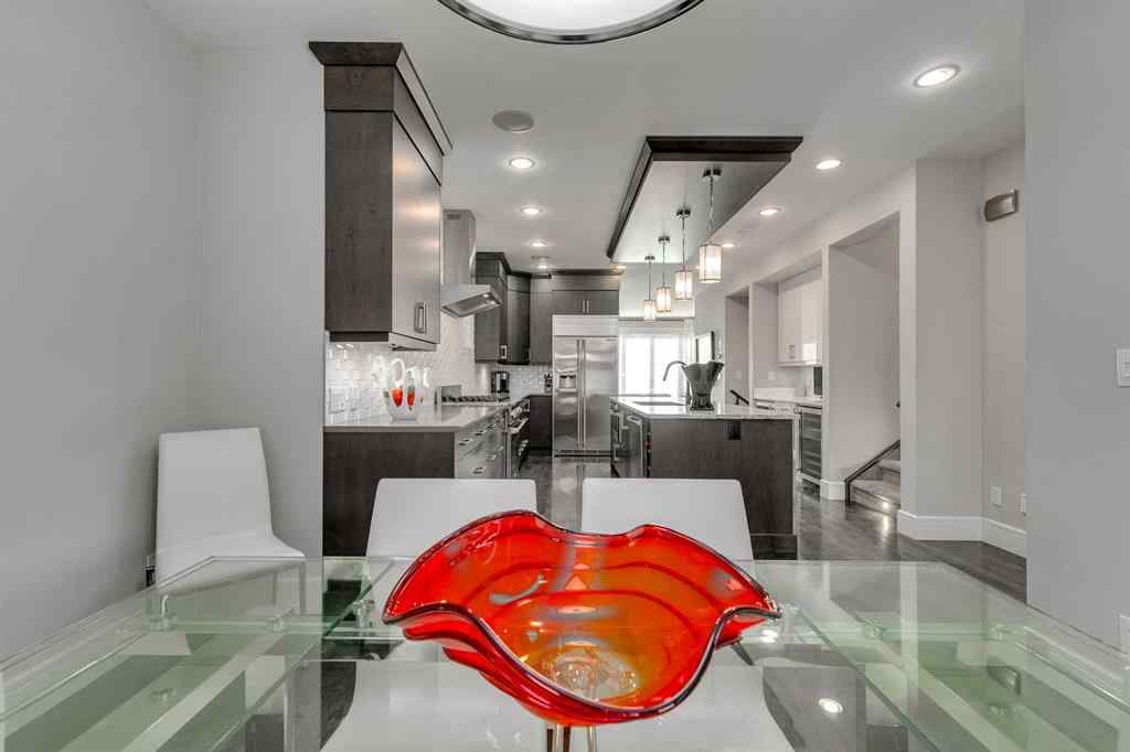 MLS® A2259046 - 506 54 Avenue SW in Windsor Park Calgary, Residential