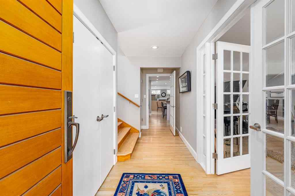 MLS® A2259053 - 2604 11 Avenue NW in St Andrews Heights Calgary, Residential