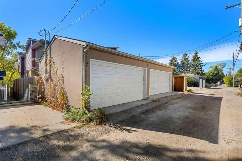 MLS® A2259054 - Unit #2 530 56 Avenue SW in Windsor Park Calgary, Residential