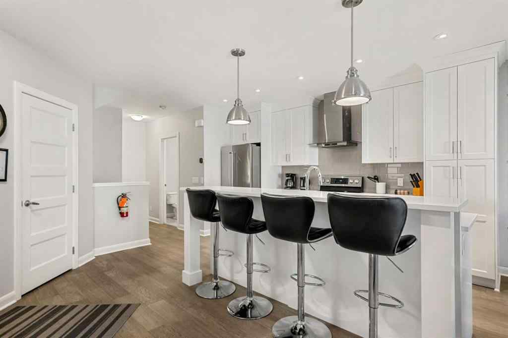 MLS® A2259054 - Unit #2 530 56 Avenue SW in Windsor Park Calgary, Residential