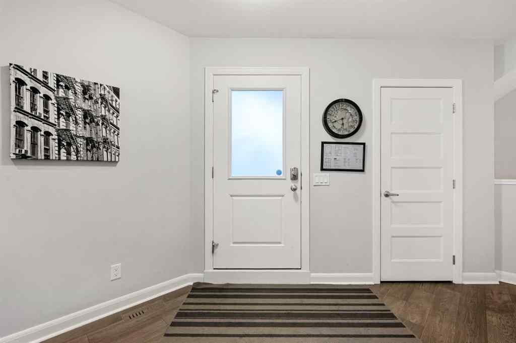 MLS® A2259054 - Unit #2 530 56 Avenue SW in Windsor Park Calgary, Residential