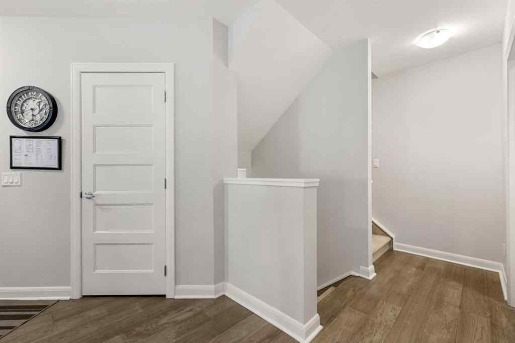 MLS® A2259054 - Unit #2 530 56 Avenue SW in Windsor Park Calgary, Residential