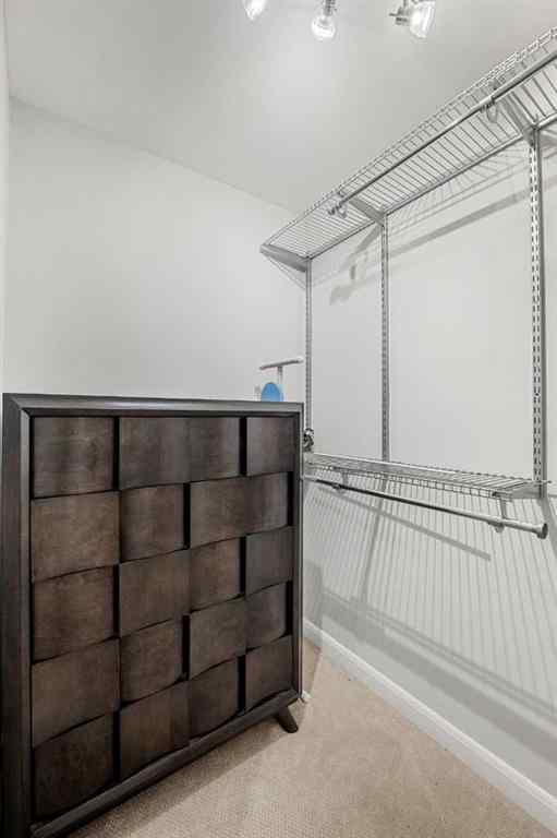 MLS® A2259054 - Unit #2 530 56 Avenue SW in Windsor Park Calgary, Residential