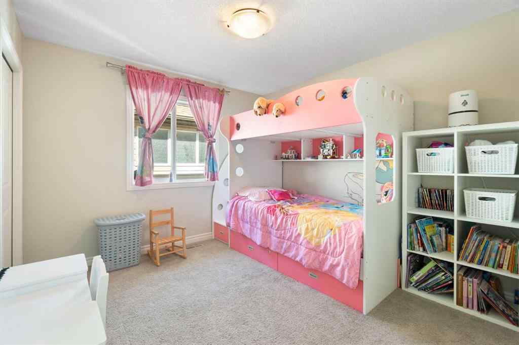 MLS® A2259056 - 22 Hillcrest Street SW in Hillcrest Airdrie, Residential