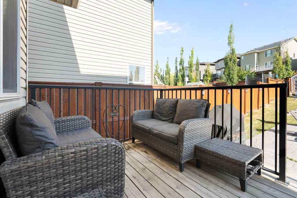 MLS® A2259056 - 22 Hillcrest Street SW in Hillcrest Airdrie, Residential