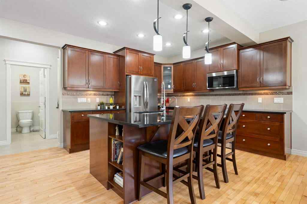 MLS® A2259056 - 22 Hillcrest Street SW in Hillcrest Airdrie, Residential