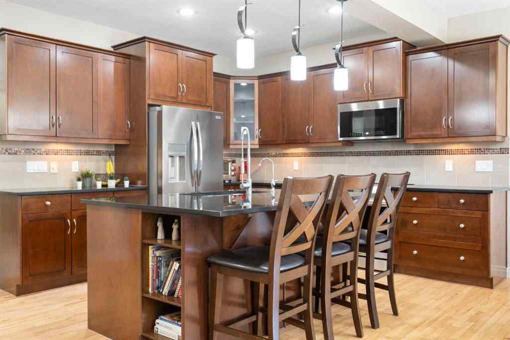 MLS® A2259056 - 22 Hillcrest Street SW in Hillcrest Airdrie, Residential