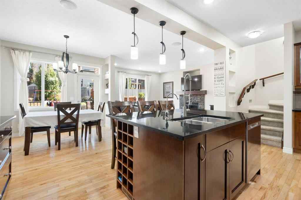 MLS® A2259056 - 22 Hillcrest Street SW in Hillcrest Airdrie, Residential