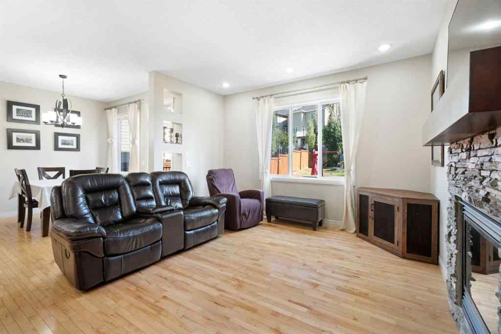 MLS® A2259056 - 22 Hillcrest Street SW in Hillcrest Airdrie, Residential