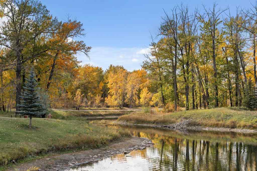 MLS® A2259058 - 24 Riverside Crescent SE in Riverbend Calgary, Residential