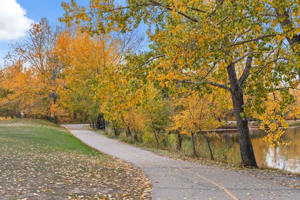 MLS® A2259058 - 24 Riverside Crescent SE in Riverbend Calgary, Residential