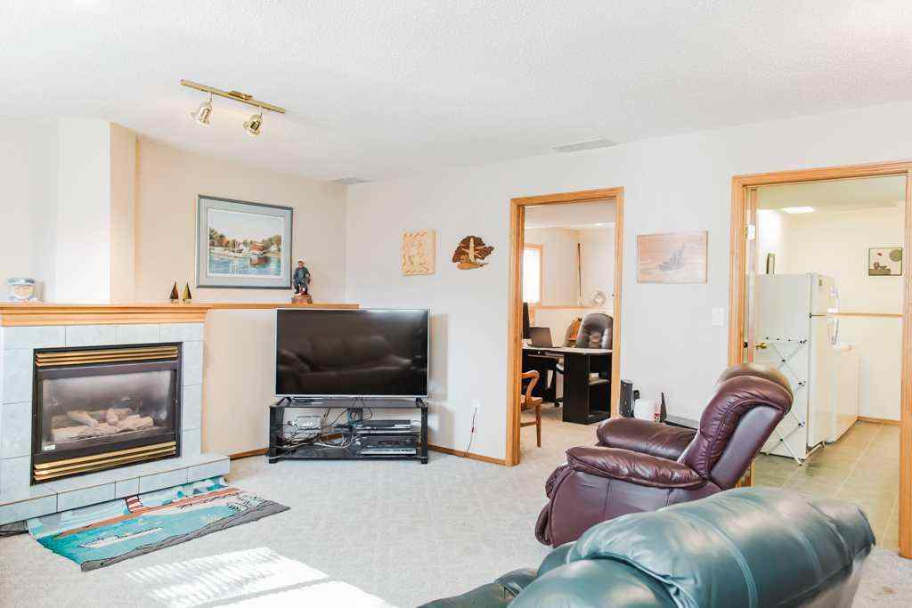 MLS® A2259062 - 8909 108 Avenue  in Crystal Heights Grande Prairie, Residential