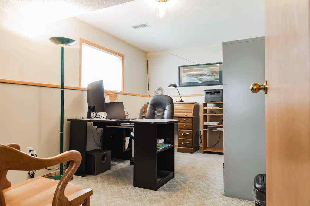 MLS® A2259062 - 8909 108 Avenue  in Crystal Heights Grande Prairie, Residential