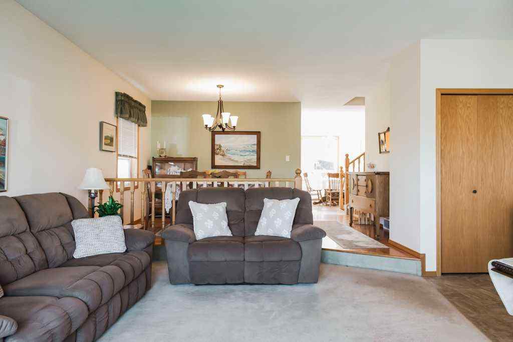 MLS® A2259062 - 8909 108 Avenue  in Crystal Heights Grande Prairie, Residential