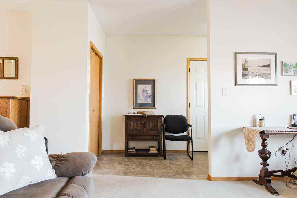 MLS® A2259062 - 8909 108 Avenue  in Crystal Heights Grande Prairie, Residential