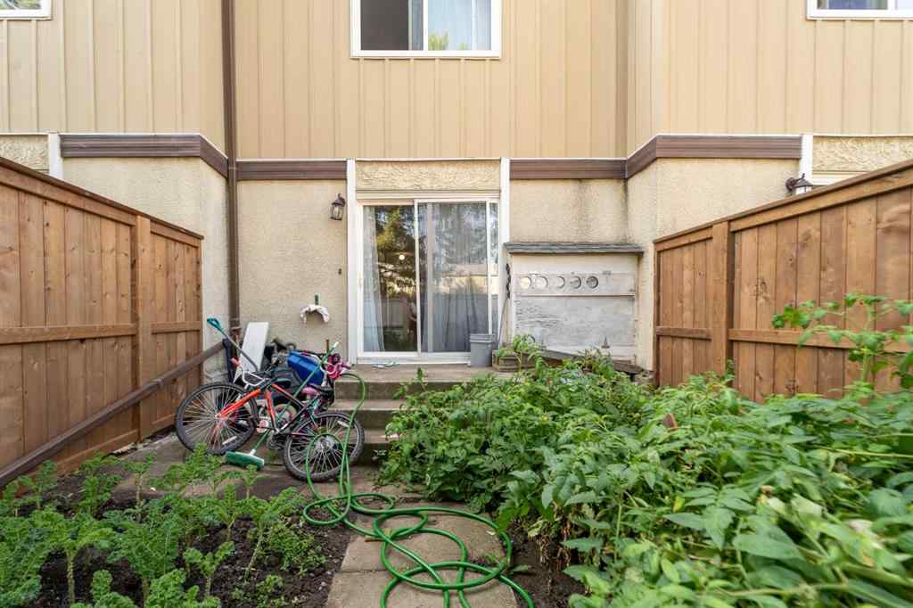 MLS® A2259068 - Unit #3 2302 23 Street N in Winston Churchill Lethbridge, Residential