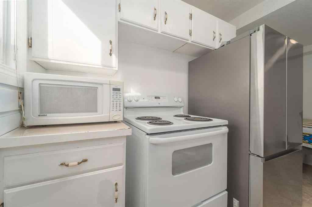 MLS® A2259068 - Unit #3 2302 23 Street N in Winston Churchill Lethbridge, Residential