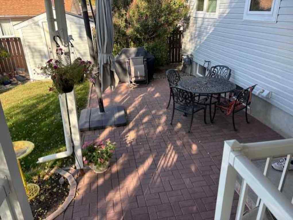 MLS® A2259074 - 1406 Lakemount Boulevard S in Lakeview Lethbridge, Residential