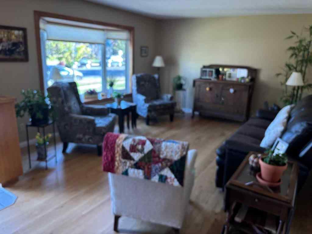MLS® A2259074 - 1406 Lakemount Boulevard S in Lakeview Lethbridge, Residential