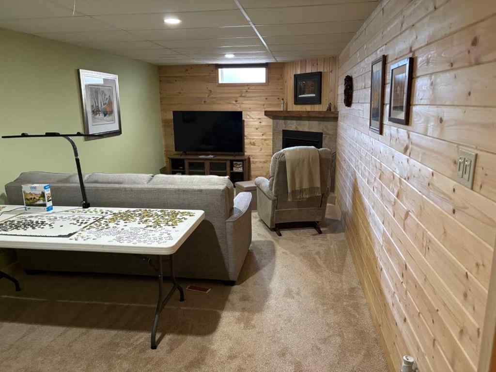 MLS® A2259074 - 1406 Lakemount Boulevard S in Lakeview Lethbridge, Residential