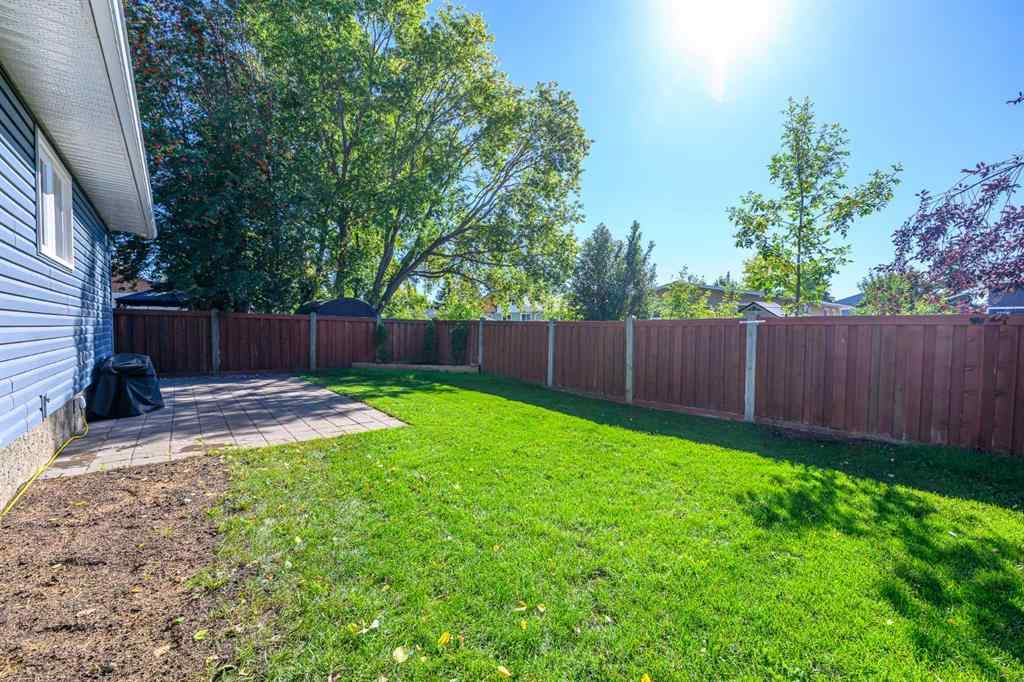 MLS® A2259080 - 9513 77 Avenue  in Patterson Place Grande Prairie, Residential