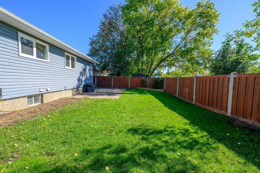 MLS® A2259080 - 9513 77 Avenue  in Patterson Place Grande Prairie, Residential
