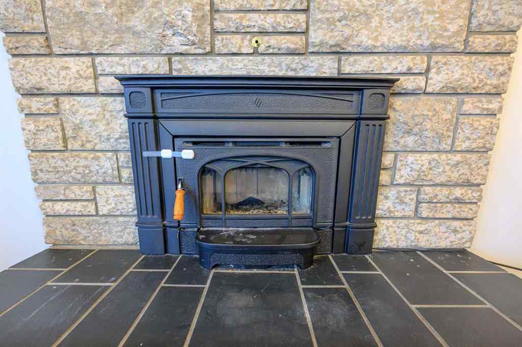 MLS® A2259080 - 9513 77 Avenue  in Patterson Place Grande Prairie, Residential